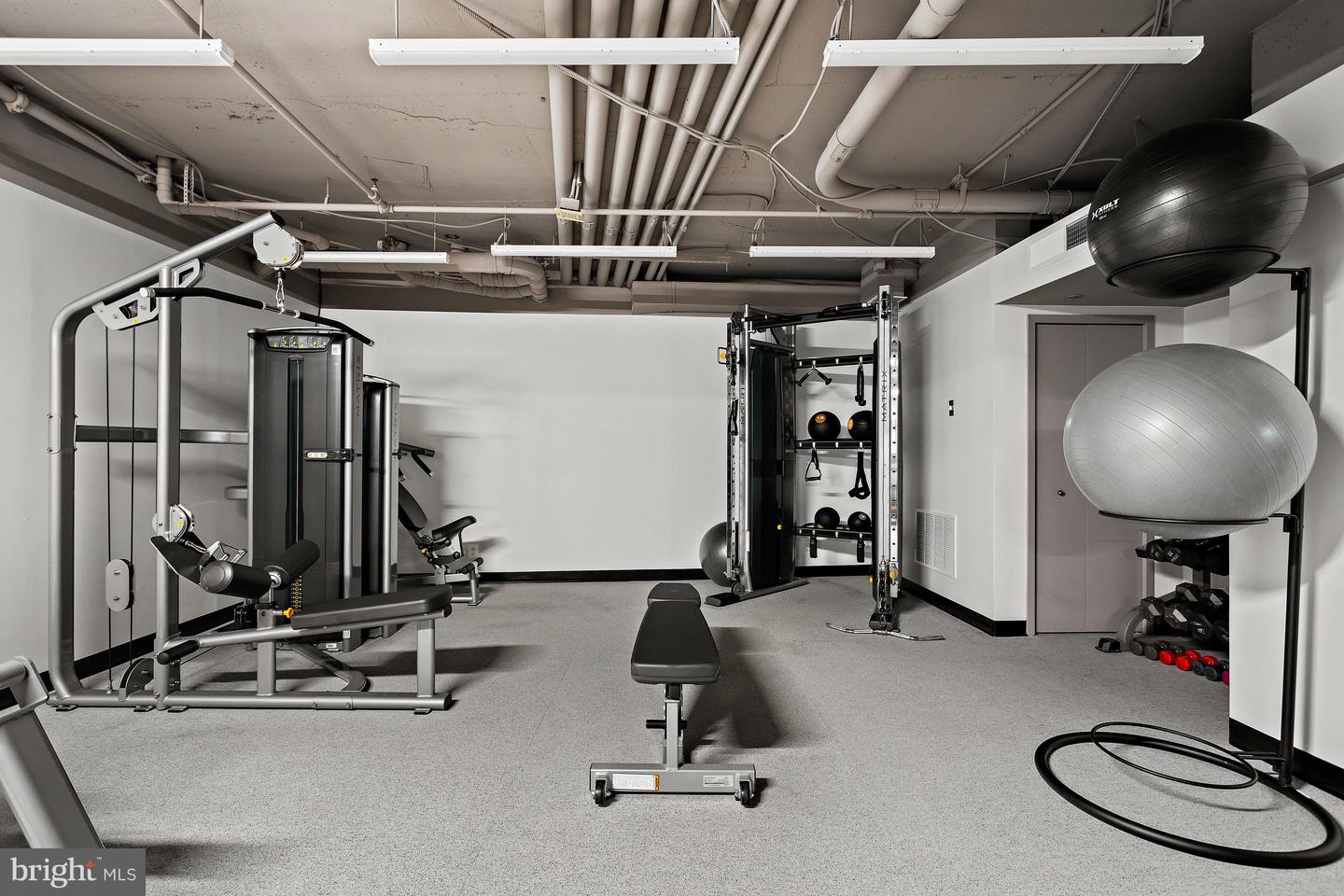 1805 CRYSTAL DR #318S, ARLINGTON, Virginia 22202, 2 Bedrooms Bedrooms, ,2 BathroomsBathrooms,Residential,For sale,1805 CRYSTAL DR #318S,VAAR2063514 MLS # VAAR2063514