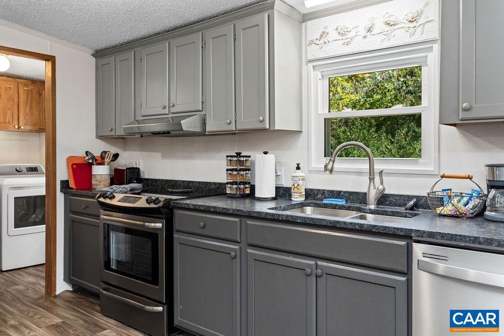 96 LITTLE STONEY LN, NELLYSFORD, Virginia 22958, 3 Bedrooms Bedrooms, ,2 BathroomsBathrooms,Residential,For sale,96 LITTLE STONEY LN,670375 MLS # 670375 96 LITTLE STONEY LN, NELLYSFORD, Virginia 22958, 3 Bedrooms Bedrooms, ,2 BathroomsBathrooms,Residential,For sale,96 LITTLE STONEY LN,670375 MLS # 670375