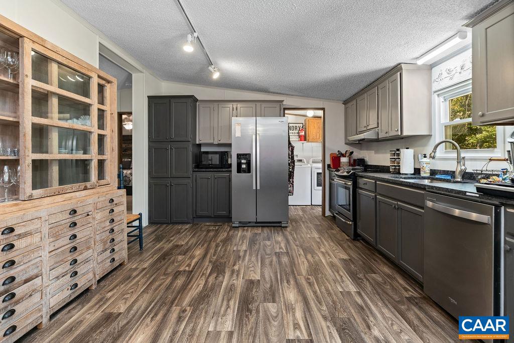 96 LITTLE STONEY LN, NELLYSFORD, Virginia 22958, 3 Bedrooms Bedrooms, ,2 BathroomsBathrooms,Residential,For sale,96 LITTLE STONEY LN,670375 MLS # 670375 96 LITTLE STONEY LN, NELLYSFORD, Virginia 22958, 3 Bedrooms Bedrooms, ,2 BathroomsBathrooms,Residential,For sale,96 LITTLE STONEY LN,670375 MLS # 670375