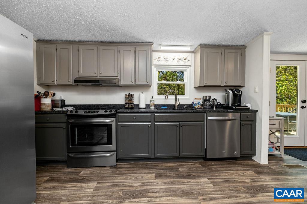 96 LITTLE STONEY LN, NELLYSFORD, Virginia 22958, 3 Bedrooms Bedrooms, ,2 BathroomsBathrooms,Residential,For sale,96 LITTLE STONEY LN,670375 MLS # 670375 96 LITTLE STONEY LN, NELLYSFORD, Virginia 22958, 3 Bedrooms Bedrooms, ,2 BathroomsBathrooms,Residential,For sale,96 LITTLE STONEY LN,670375 MLS # 670375