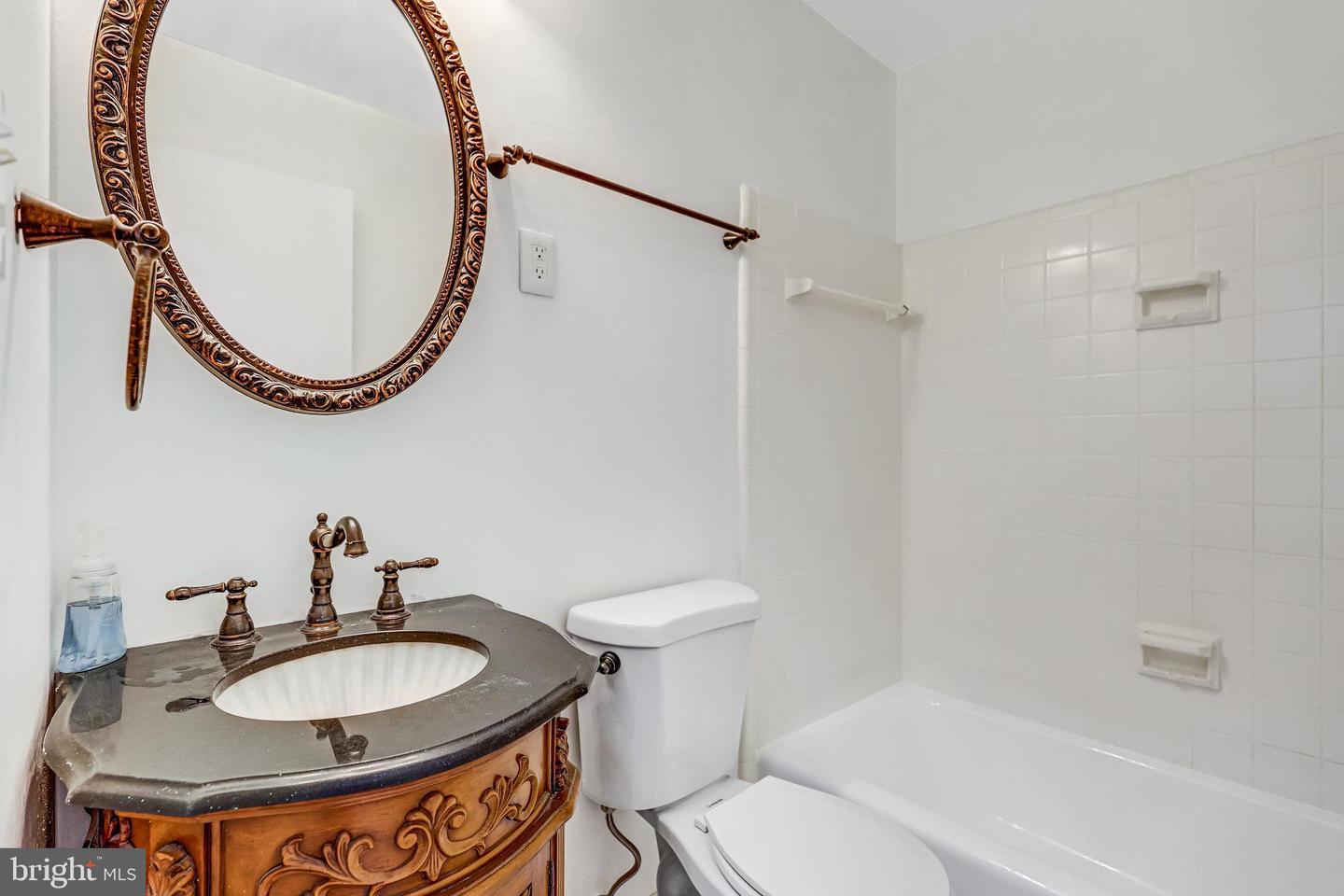 6408 MARYVIEW ST, ALEXANDRIA, Virginia 22310, 4 Bedrooms Bedrooms, ,3 BathroomsBathrooms,Residential,For sale,6408 MARYVIEW ST,VAFX2276798 MLS # VAFX2276798