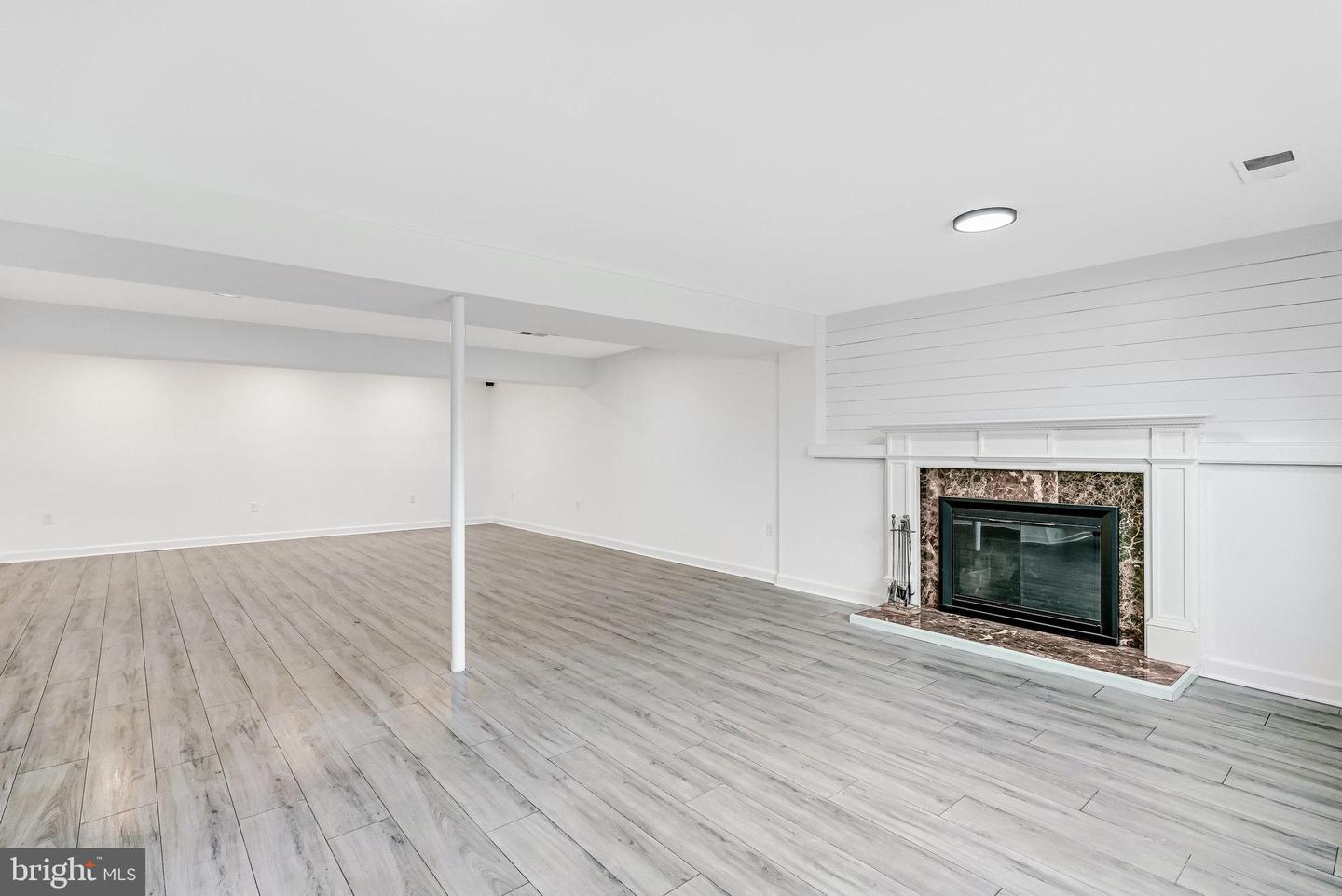 6408 MARYVIEW ST, ALEXANDRIA, Virginia 22310, 4 Bedrooms Bedrooms, ,3 BathroomsBathrooms,Residential,For sale,6408 MARYVIEW ST,VAFX2276798 MLS # VAFX2276798