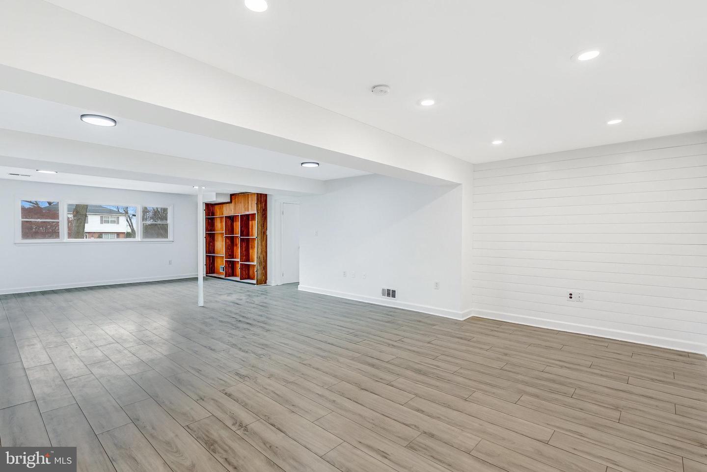 6408 MARYVIEW ST, ALEXANDRIA, Virginia 22310, 4 Bedrooms Bedrooms, ,3 BathroomsBathrooms,Residential,For sale,6408 MARYVIEW ST,VAFX2276798 MLS # VAFX2276798