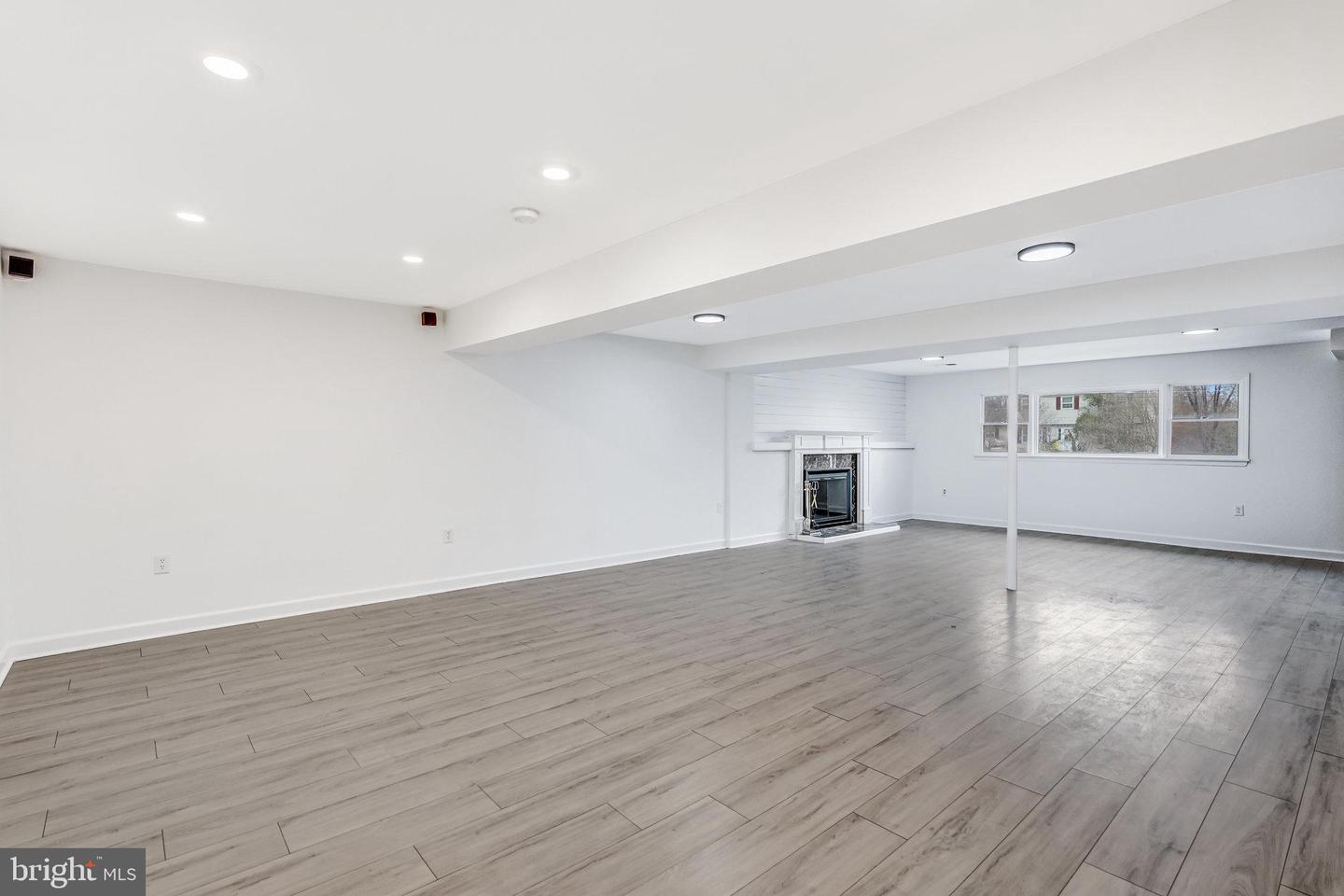 6408 MARYVIEW ST, ALEXANDRIA, Virginia 22310, 4 Bedrooms Bedrooms, ,3 BathroomsBathrooms,Residential,For sale,6408 MARYVIEW ST,VAFX2276798 MLS # VAFX2276798