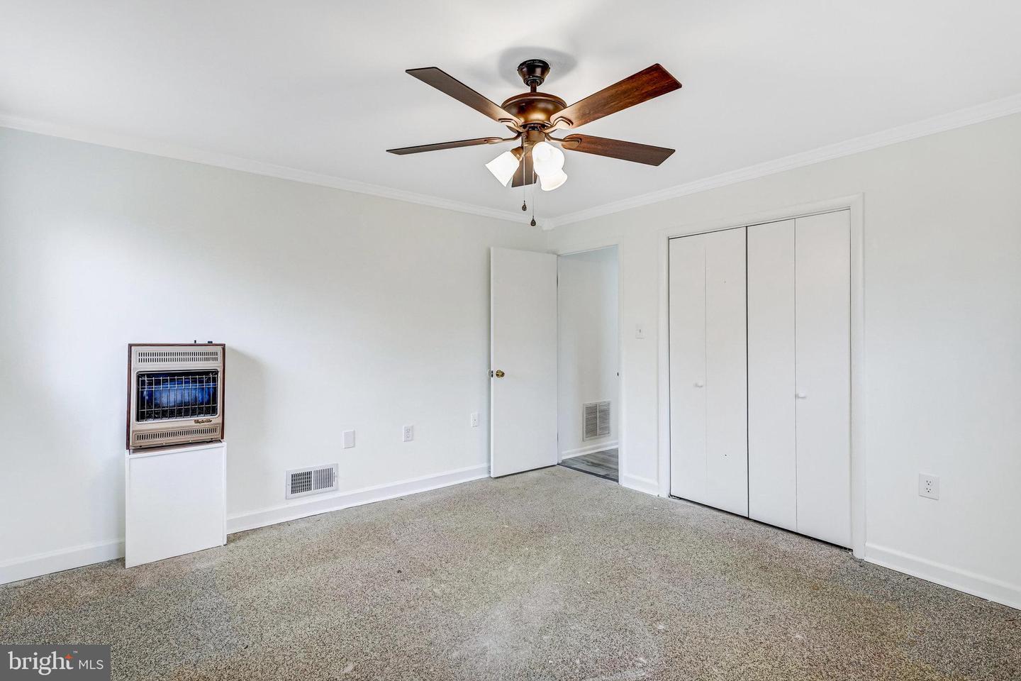 6408 MARYVIEW ST, ALEXANDRIA, Virginia 22310, 4 Bedrooms Bedrooms, ,3 BathroomsBathrooms,Residential,For sale,6408 MARYVIEW ST,VAFX2276798 MLS # VAFX2276798