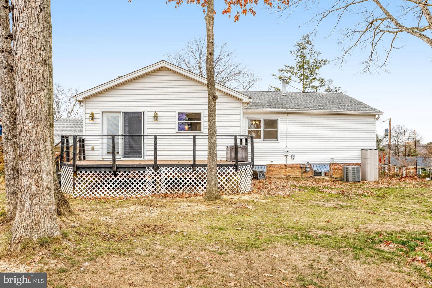 6408 MARYVIEW ST, ALEXANDRIA, Virginia 22310, 4 Bedrooms Bedrooms, ,3 BathroomsBathrooms,Residential,For sale,6408 MARYVIEW ST,VAFX2276798 MLS # VAFX2276798