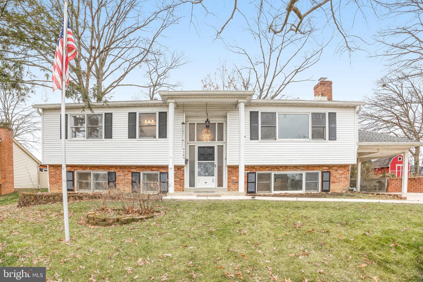 6408 MARYVIEW ST, ALEXANDRIA, Virginia 22310, 4 Bedrooms Bedrooms, ,3 BathroomsBathrooms,Residential,For sale,6408 MARYVIEW ST,VAFX2276798 MLS # VAFX2276798