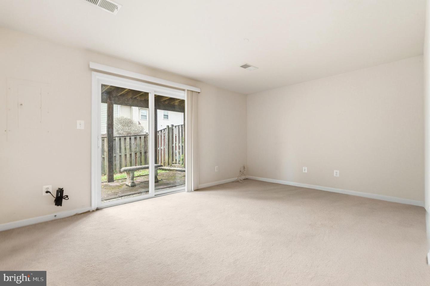 5526 SACRAMENTO MEWS PL, ALEXANDRIA, Virginia 22309, 3 Bedrooms Bedrooms, ,2 BathroomsBathrooms,Residential,For sale,5526 SACRAMENTO MEWS PL,VAFX2278012 MLS # VAFX2278012 5526 SACRAMENTO MEWS PL, ALEXANDRIA, Virginia 22309, 3 Bedrooms Bedrooms, ,2 BathroomsBathrooms,Residential,For sale,5526 SACRAMENTO MEWS PL,VAFX2278012 MLS # VAFX2278012