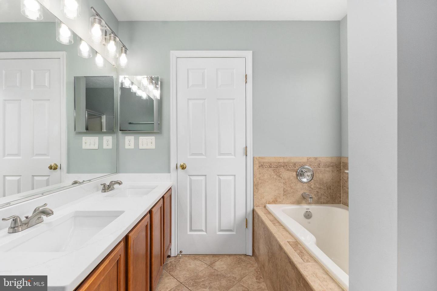 207 SPINNAKER WAY, STAFFORD, Virginia 22554, 3 Bedrooms Bedrooms, ,2 BathroomsBathrooms,Residential,For sale,207 SPINNAKER WAY,VAST2044156 MLS # VAST2044156