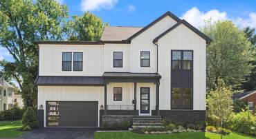 903 HILLCREST DR SW, VIENNA, Virginia 22180, 6 Bedrooms Bedrooms, ,5 BathroomsBathrooms,Residential,For sale,903 HILLCREST DR SW,VAFX2280040 MLS # VAFX2280040