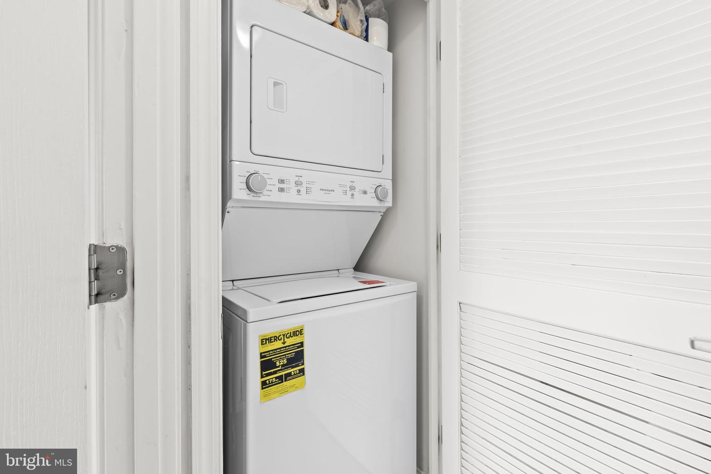 2451 MIDTOWN AVE #1413, ALEXANDRIA, Virginia 22303, 1 Bedroom Bedrooms, ,1 BathroomBathrooms,Residential,For sale,2451 MIDTOWN AVE #1413,VAFX2280262 MLS # VAFX2280262