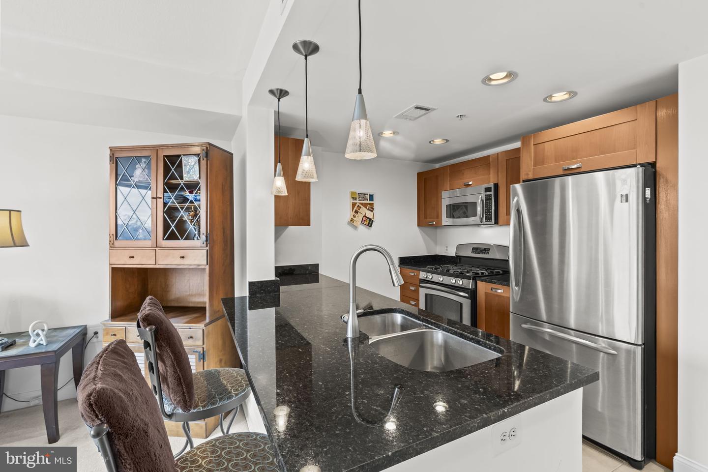 2451 MIDTOWN AVE #1413, ALEXANDRIA, Virginia 22303, 1 Bedroom Bedrooms, ,1 BathroomBathrooms,Residential,For sale,2451 MIDTOWN AVE #1413,VAFX2280262 MLS # VAFX2280262