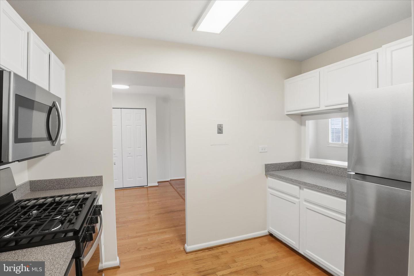 5340 HOLMES RUN PKWY #904, ALEXANDRIA, Virginia 22304, 2 Bedrooms Bedrooms, ,2 BathroomsBathrooms,Residential,For sale,5340 HOLMES RUN PKWY #904,VAAX2052066 MLS # VAAX2052066