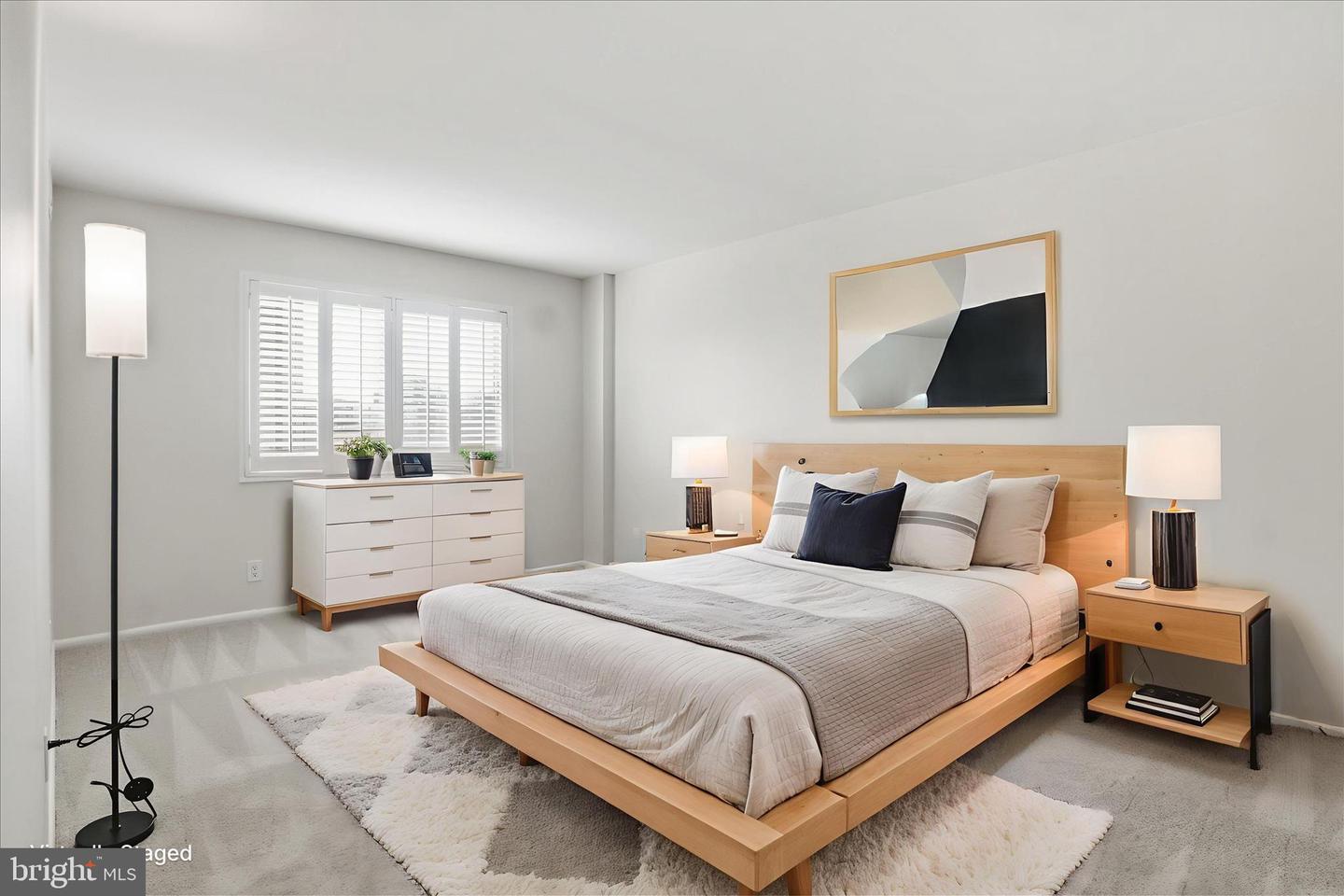 5340 HOLMES RUN PKWY #904, ALEXANDRIA, Virginia 22304, 2 Bedrooms Bedrooms, ,2 BathroomsBathrooms,Residential,For sale,5340 HOLMES RUN PKWY #904,VAAX2052066 MLS # VAAX2052066