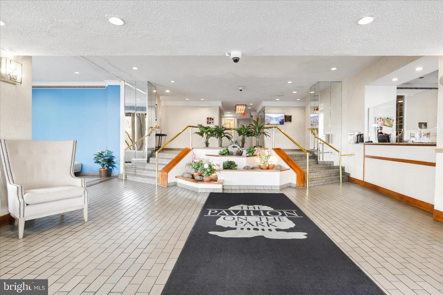 5340 HOLMES RUN PKWY #904, ALEXANDRIA, Virginia 22304, 2 Bedrooms Bedrooms, ,2 BathroomsBathrooms,Residential,For sale,5340 HOLMES RUN PKWY #904,VAAX2052066 MLS # VAAX2052066