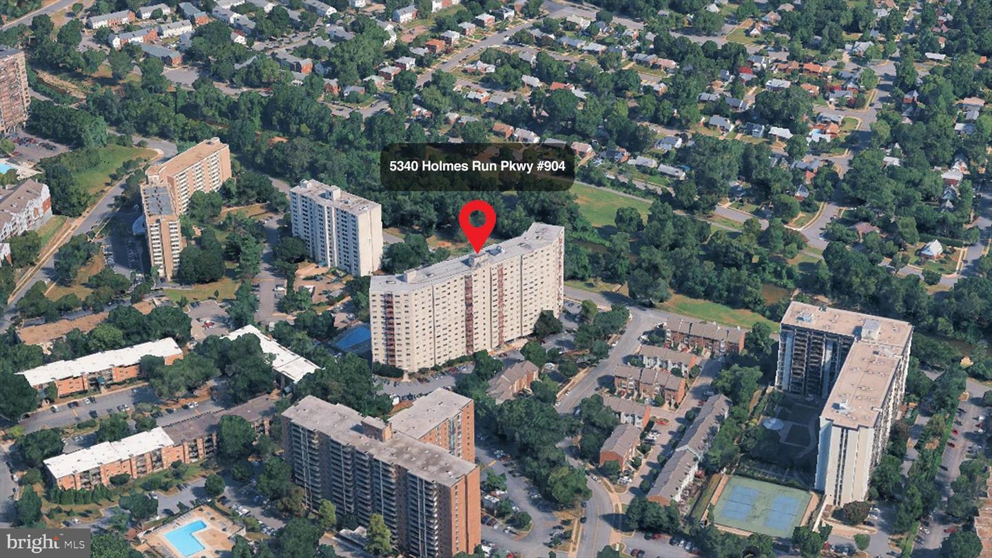 5340 HOLMES RUN PKWY #904, ALEXANDRIA, Virginia 22304, 2 Bedrooms Bedrooms, ,2 BathroomsBathrooms,Residential,For sale,5340 HOLMES RUN PKWY #904,VAAX2052066 MLS # VAAX2052066