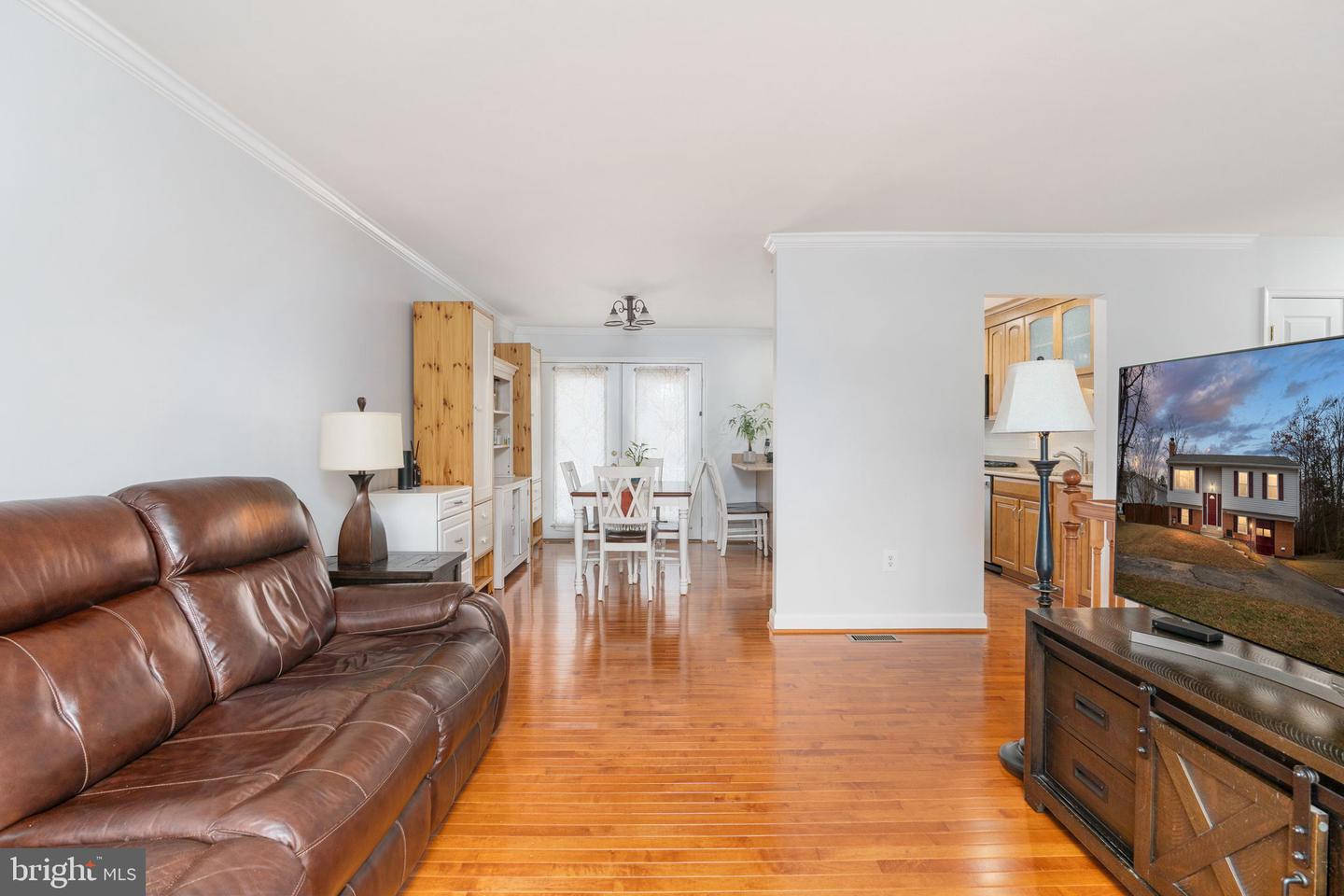 5710 SAILSTONE LN, WOODBRIDGE, Virginia 22193, 4 Bedrooms Bedrooms, 6 Rooms Rooms,2 BathroomsBathrooms,Residential,For sale,5710 SAILSTONE LN,VAPW2108586 MLS # VAPW2108586 5710 SAILSTONE LN, WOODBRIDGE, Virginia 22193, 4 Bedrooms Bedrooms, 6 Rooms Rooms,2 BathroomsBathrooms,Residential,For sale,5710 SAILSTONE LN,VAPW2108586 MLS # VAPW2108586