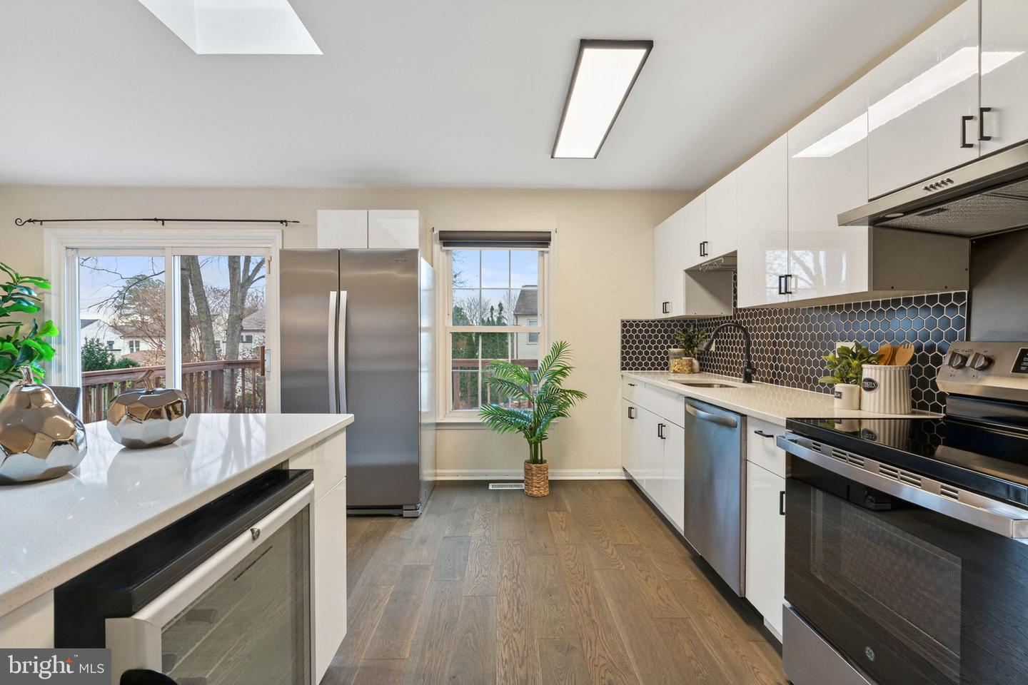 12819 FANTASIA DR, HERNDON, Virginia 20170, 3 Bedrooms Bedrooms, ,3 BathroomsBathrooms,Residential,For sale,12819 FANTASIA DR,VAFX2281732 MLS # VAFX2281732 12819 FANTASIA DR, HERNDON, Virginia 20170, 3 Bedrooms Bedrooms, ,3 BathroomsBathrooms,Residential,For sale,12819 FANTASIA DR,VAFX2281732 MLS # VAFX2281732