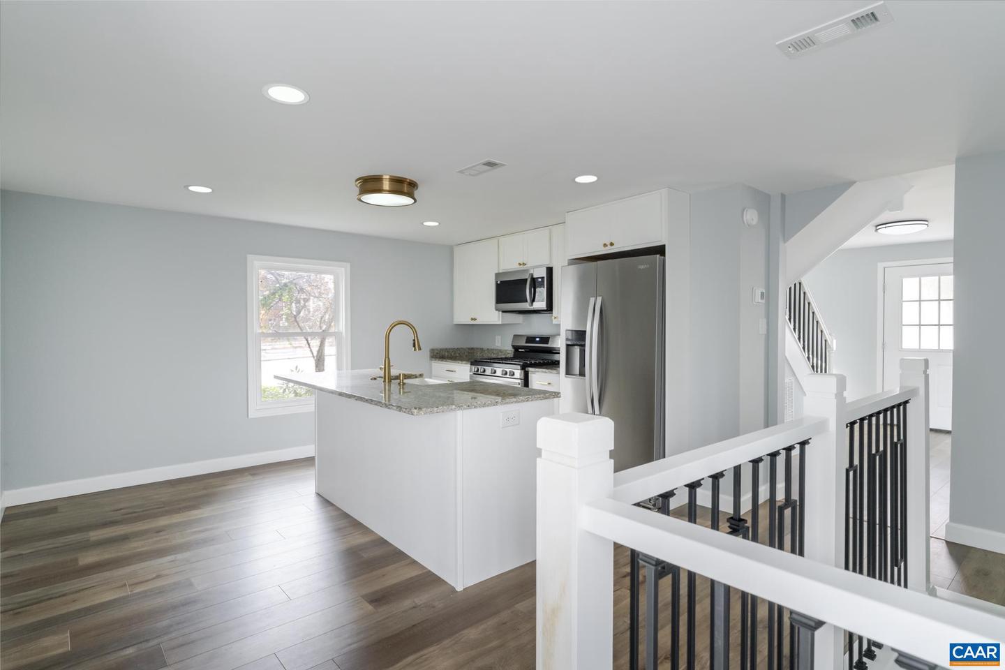 900 SAINT CLAIR AVE, CHARLOTTESVILLE, Virginia 22901, 3 Bedrooms Bedrooms, ,2 BathroomsBathrooms,Residential,For sale,900 SAINT CLAIR AVE,671704 MLS # 671704