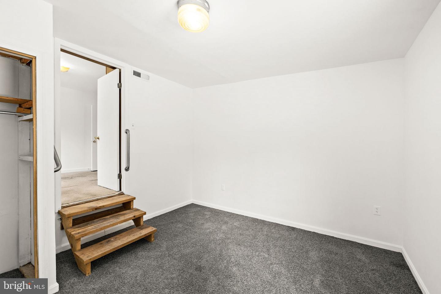 11604 MAPLE TREE CT, ORANGE, Virginia 22960, 3 Bedrooms Bedrooms, ,1 BathroomBathrooms,Residential,For sale,11604 MAPLE TREE CT,VAOR2012930 MLS # VAOR2012930