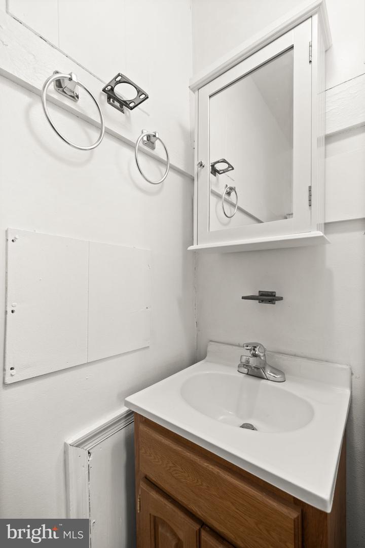 11604 MAPLE TREE CT, ORANGE, Virginia 22960, 3 Bedrooms Bedrooms, ,1 BathroomBathrooms,Residential,For sale,11604 MAPLE TREE CT,VAOR2012930 MLS # VAOR2012930