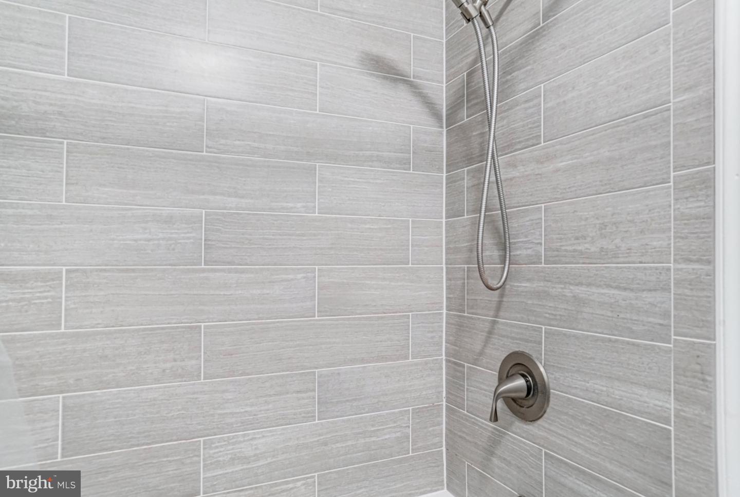 7598-L LAKESIDE VILLAGE DR #L, FALLS CHURCH, Virginia 22042, 1 Bedroom Bedrooms, 5 Rooms Rooms,1 BathroomBathrooms,Residential,For sale,7598-L LAKESIDE VILLAGE DR #L,VAFX2281968 MLS # VAFX2281968 7598-L LAKESIDE VILLAGE DR #L, FALLS CHURCH, Virginia 22042, 1 Bedroom Bedrooms, 5 Rooms Rooms,1 BathroomBathrooms,Residential,For sale,7598-L LAKESIDE VILLAGE DR #L,VAFX2281968 MLS # VAFX2281968