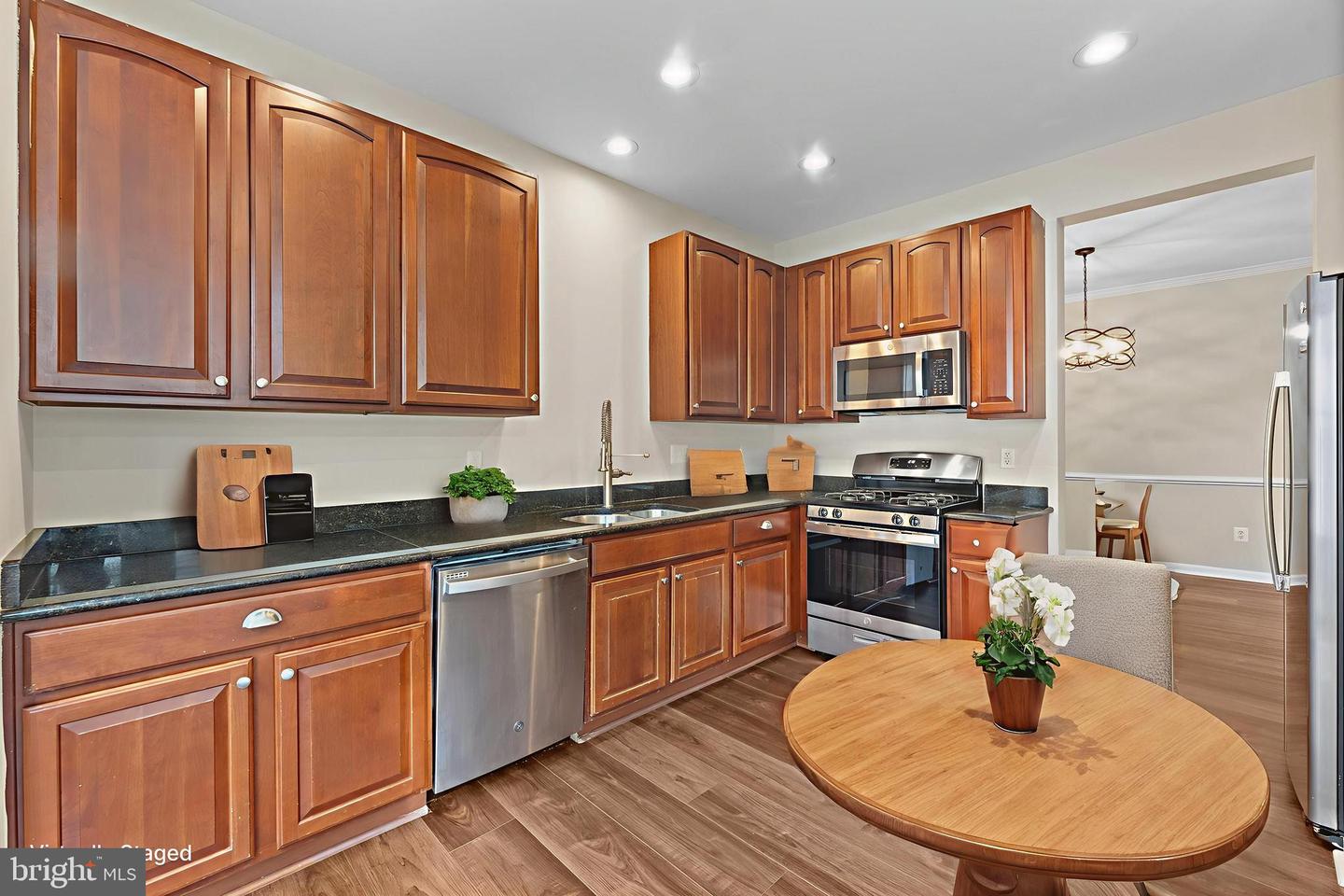 20377 COTTSWOLD TER #73, STERLING, Virginia 20165, 3 Bedrooms Bedrooms, ,2 BathroomsBathrooms,Residential,For sale,20377 COTTSWOLD TER #73,VALO2112128 MLS # VALO2112128 20377 COTTSWOLD TER #73, STERLING, Virginia 20165, 3 Bedrooms Bedrooms, ,2 BathroomsBathrooms,Residential,For sale,20377 COTTSWOLD TER #73,VALO2112128 MLS # VALO2112128