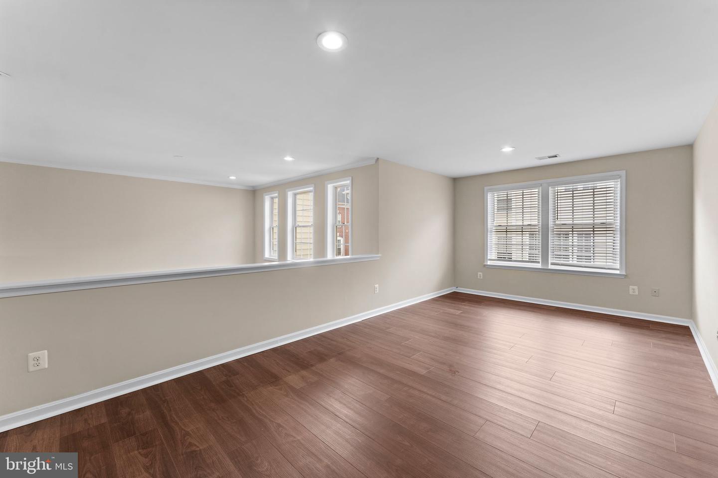 20377 COTTSWOLD TER #73, STERLING, Virginia 20165, 3 Bedrooms Bedrooms, ,2 BathroomsBathrooms,Residential,For sale,20377 COTTSWOLD TER #73,VALO2112128 MLS # VALO2112128 20377 COTTSWOLD TER #73, STERLING, Virginia 20165, 3 Bedrooms Bedrooms, ,2 BathroomsBathrooms,Residential,For sale,20377 COTTSWOLD TER #73,VALO2112128 MLS # VALO2112128