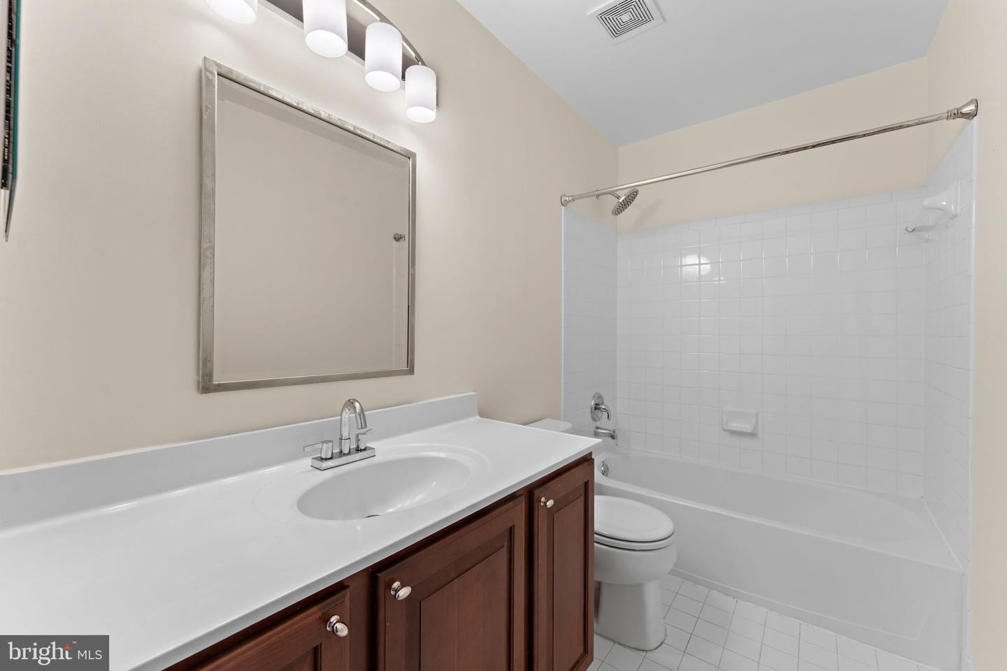 20377 COTTSWOLD TER #73, STERLING, Virginia 20165, 3 Bedrooms Bedrooms, ,2 BathroomsBathrooms,Residential,For sale,20377 COTTSWOLD TER #73,VALO2112128 MLS # VALO2112128 20377 COTTSWOLD TER #73, STERLING, Virginia 20165, 3 Bedrooms Bedrooms, ,2 BathroomsBathrooms,Residential,For sale,20377 COTTSWOLD TER #73,VALO2112128 MLS # VALO2112128