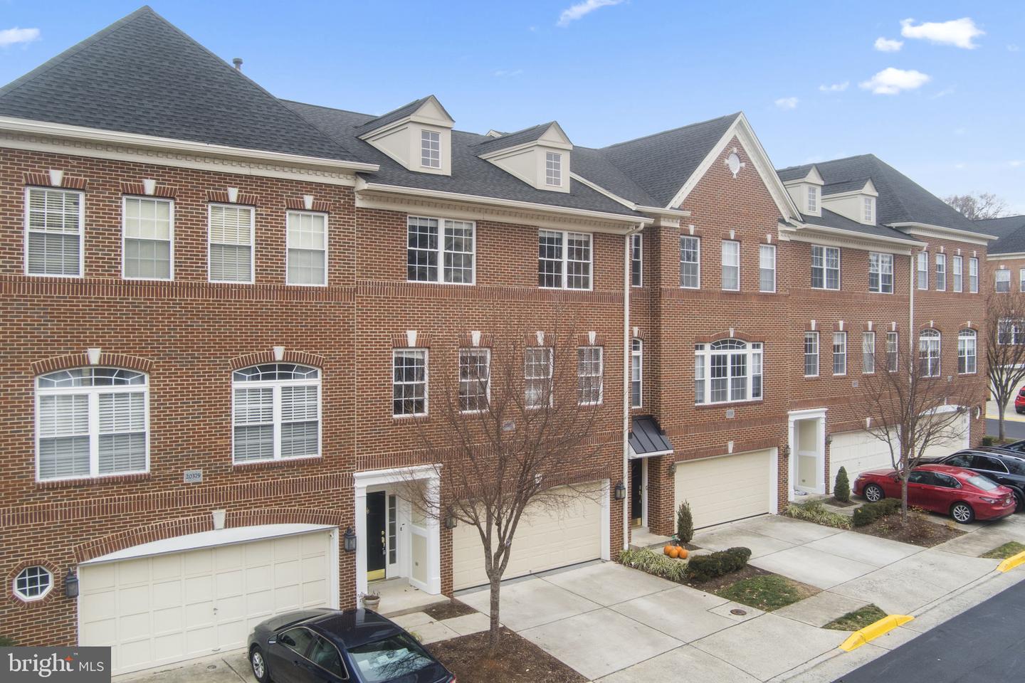 20377 COTTSWOLD TER #73, STERLING, Virginia 20165, 3 Bedrooms Bedrooms, ,2 BathroomsBathrooms,Residential,For sale,20377 COTTSWOLD TER #73,VALO2112128 MLS # VALO2112128 20377 COTTSWOLD TER #73, STERLING, Virginia 20165, 3 Bedrooms Bedrooms, ,2 BathroomsBathrooms,Residential,For sale,20377 COTTSWOLD TER #73,VALO2112128 MLS # VALO2112128