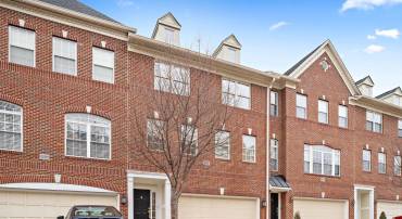 20377 COTTSWOLD TER #73, STERLING, Virginia 20165, 3 Bedrooms Bedrooms, ,2 BathroomsBathrooms,Residential,For sale,20377 COTTSWOLD TER #73,VALO2112128 MLS # VALO2112128