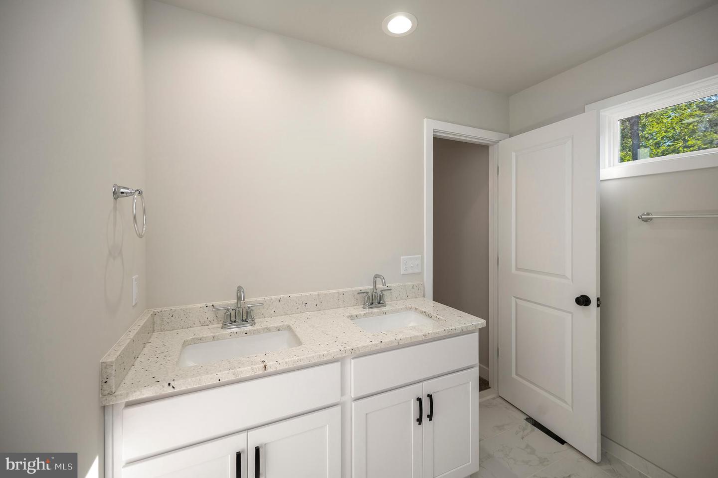 3145 LEWISTON RD, BUMPASS, Virginia 23024, 4 Bedrooms Bedrooms, ,3 BathroomsBathrooms,Residential,For sale,3145 LEWISTON RD,VASP2038052 MLS # VASP2038052