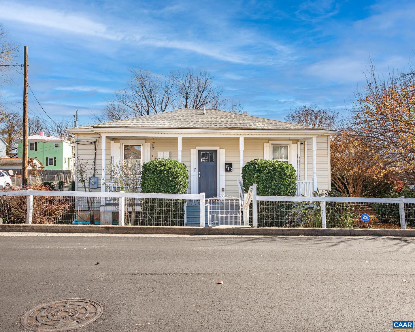 430 11TH ST, CHARLOTTESVILLE, Virginia 22903, 2 Bedrooms Bedrooms, ,1 BathroomBathrooms,Residential,For sale,430 11TH ST,671737 MLS # 671737