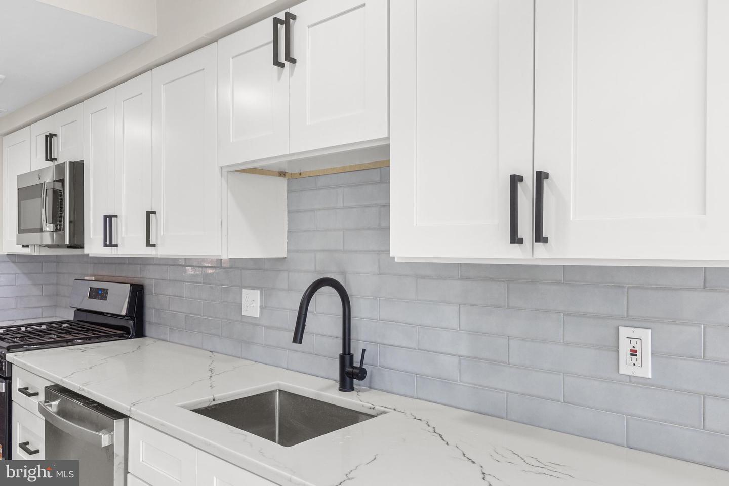 14829 EMBERDALE DR, WOODBRIDGE, Virginia 22193, 3 Bedrooms Bedrooms, ,1 BathroomBathrooms,Residential,For sale,14829 EMBERDALE DR,VAPW2108876 MLS # VAPW2108876