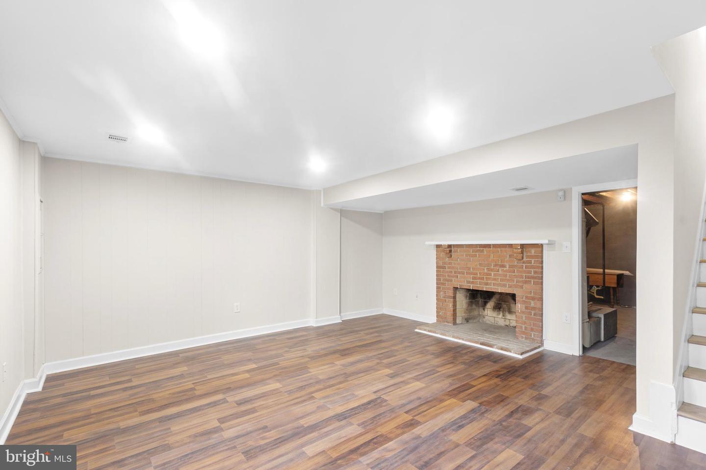 14829 EMBERDALE DR, WOODBRIDGE, Virginia 22193, 3 Bedrooms Bedrooms, ,1 BathroomBathrooms,Residential,For sale,14829 EMBERDALE DR,VAPW2108876 MLS # VAPW2108876