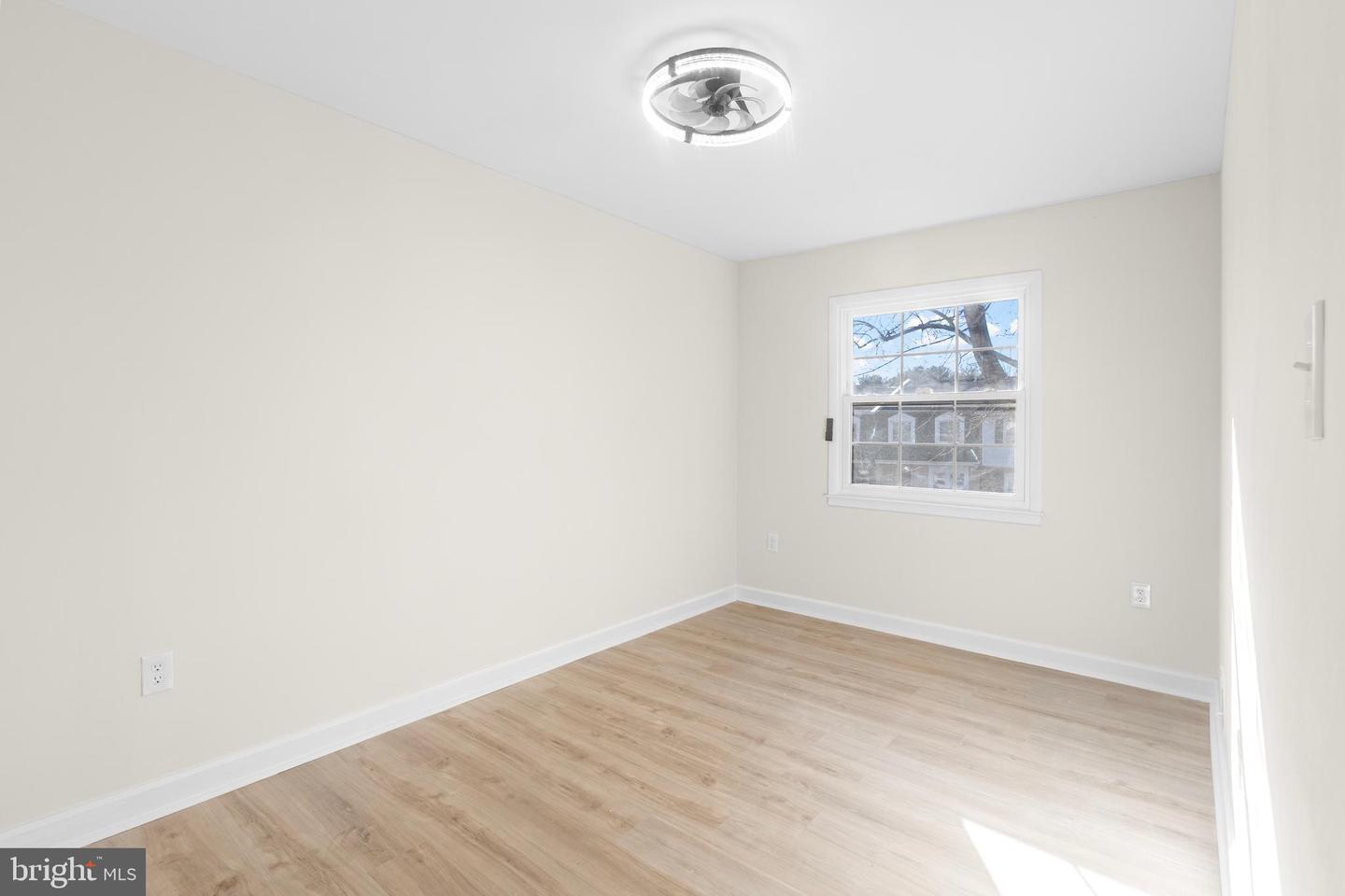 14829 EMBERDALE DR, WOODBRIDGE, Virginia 22193, 3 Bedrooms Bedrooms, ,1 BathroomBathrooms,Residential,For sale,14829 EMBERDALE DR,VAPW2108876 MLS # VAPW2108876