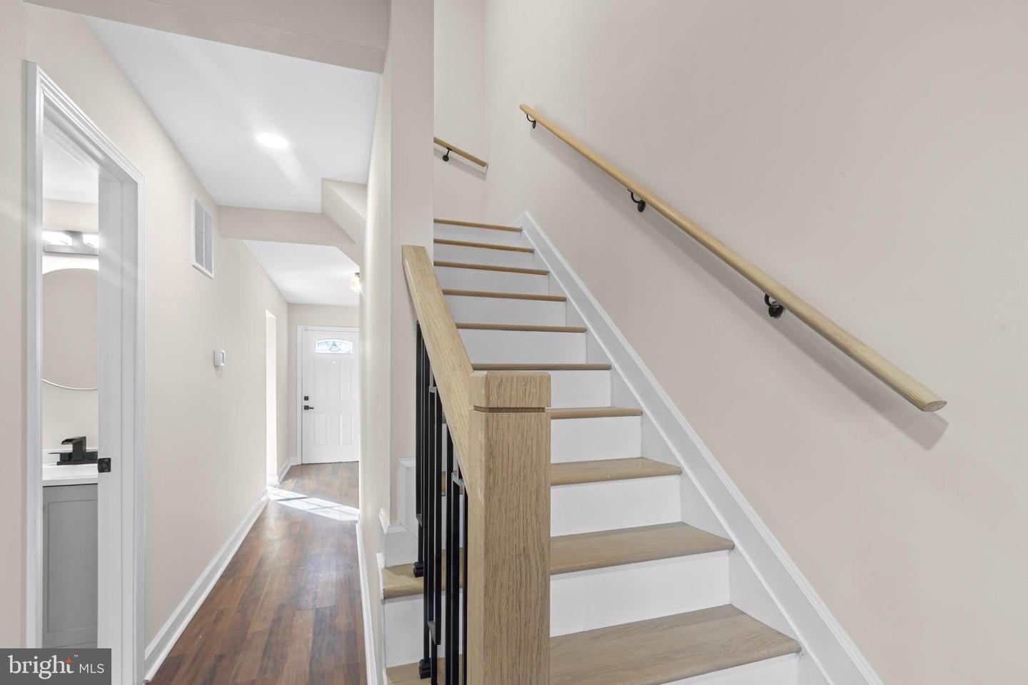 14829 EMBERDALE DR, WOODBRIDGE, Virginia 22193, 3 Bedrooms Bedrooms, ,1 BathroomBathrooms,Residential,For sale,14829 EMBERDALE DR,VAPW2108876 MLS # VAPW2108876