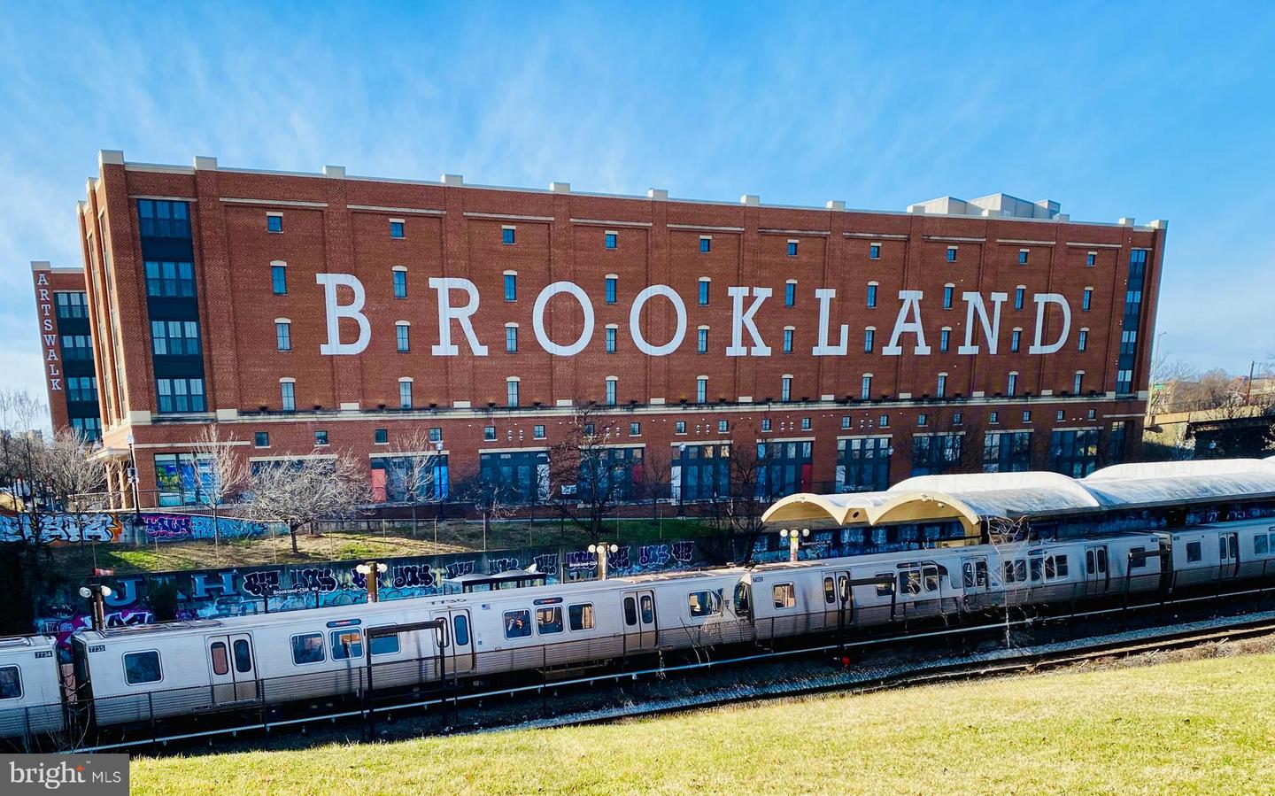 711 JACKSON ST NE #3, WASHINGTON, District Of Columbia 20017, 2 Bedrooms Bedrooms, ,2 BathroomsBathrooms,Residential,For sale,711 JACKSON ST NE #3,DCDC2234422 MLS # DCDC2234422