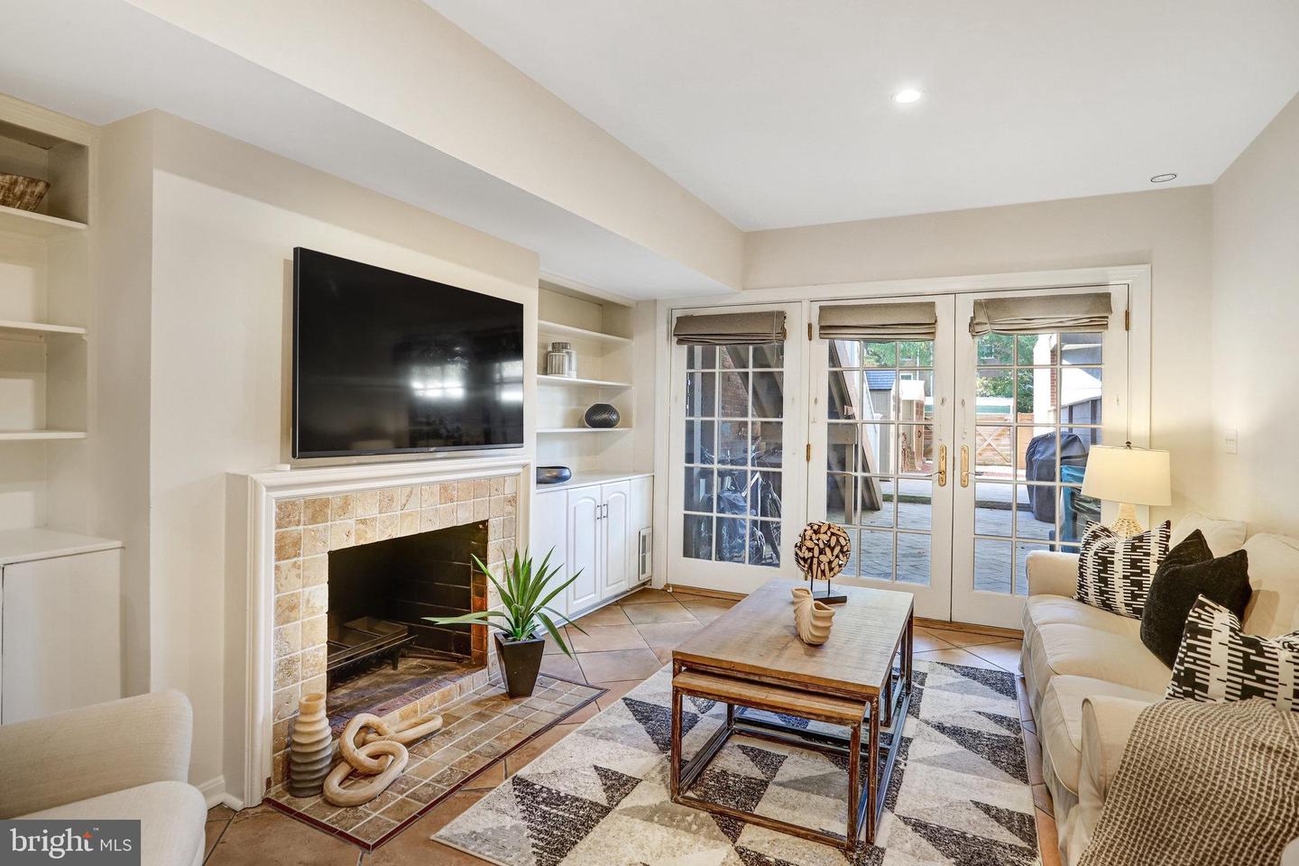 745 10TH ST SE, WASHINGTON, District Of Columbia 20003, 3 Bedrooms Bedrooms, ,2 BathroomsBathrooms,Residential,For sale,745 10TH ST SE,DCDC2234428 MLS # DCDC2234428 745 10TH ST SE, WASHINGTON, District Of Columbia 20003, 3 Bedrooms Bedrooms, ,2 BathroomsBathrooms,Residential,For sale,745 10TH ST SE,DCDC2234428 MLS # DCDC2234428