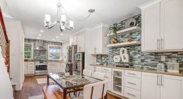 745 10TH ST SE, WASHINGTON, District Of Columbia 20003, 3 Bedrooms Bedrooms, ,2 BathroomsBathrooms,Residential,For sale,745 10TH ST SE,DCDC2234428 MLS # DCDC2234428