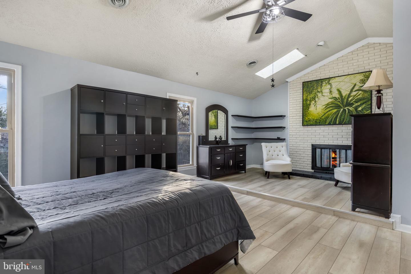 112 OAKWOOD DR, STAFFORD, Virginia 22554, 3 Bedrooms Bedrooms, ,2 BathroomsBathrooms,Residential,For sale,112 OAKWOOD DR,VAST2044652 MLS # VAST2044652