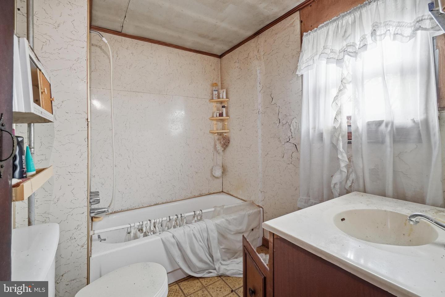 409 POLK ST, SUFFOLK, Virginia 23434, 4 Bedrooms Bedrooms, ,1 BathroomBathrooms,Residential,For sale,409 POLK ST,VASF2000062 MLS # VASF2000062 409 POLK ST, SUFFOLK, Virginia 23434, 4 Bedrooms Bedrooms, ,1 BathroomBathrooms,Residential,For sale,409 POLK ST,VASF2000062 MLS # VASF2000062