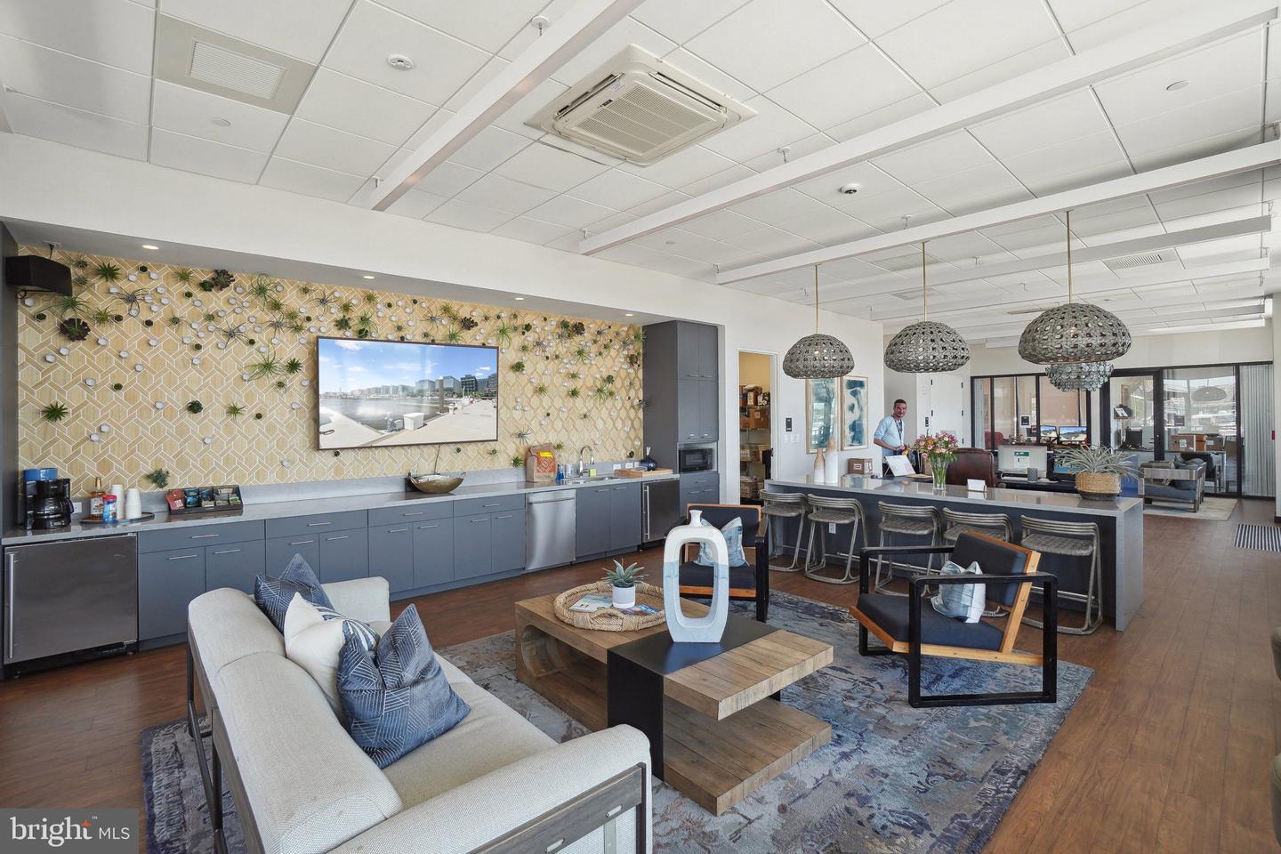 650 WHARF ST SW #Z-01, WASHINGTON, District Of Columbia 20024, 2 Bedrooms Bedrooms, ,1 BathroomBathrooms,Residential,For sale,650 WHARF ST SW #Z-01,DCDC2212982 MLS # DCDC2212982