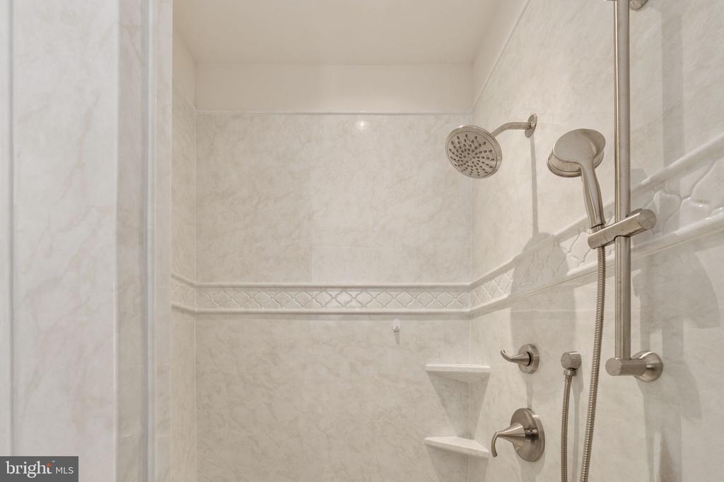 12211 GLEN OAKS DR, FREDERICKSBURG, Virginia 22407, 2 Bedrooms Bedrooms, ,2 BathroomsBathrooms,Residential,12211 GLEN OAKS DR,VASP2035944 MLS # VASP2035944 12211 GLEN OAKS DR, FREDERICKSBURG, Virginia 22407, 2 Bedrooms Bedrooms, ,2 BathroomsBathrooms,Residential,12211 GLEN OAKS DR,VASP2035944 MLS # VASP2035944