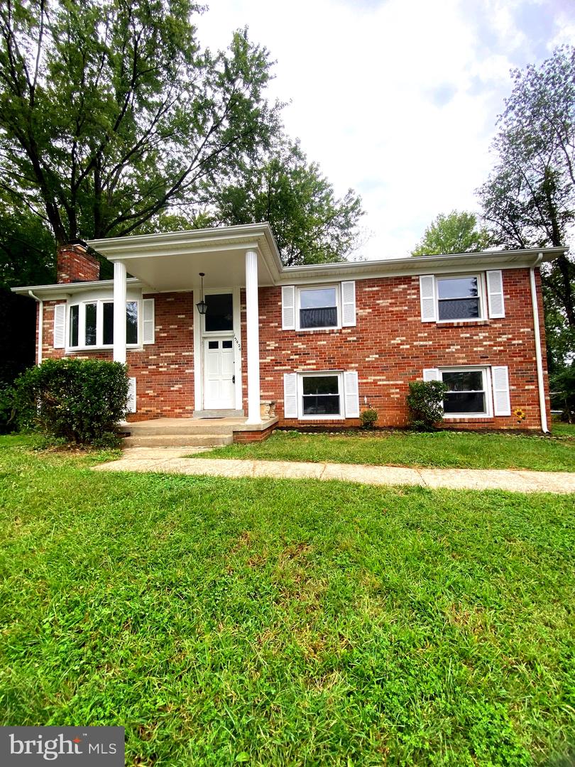 13424 KEATING DR, WOODBRIDGE, Virginia 22193, 5 Bedrooms Bedrooms, 9 Rooms Rooms,3 BathroomsBathrooms,Residential,For sale,13424 KEATING DR,VAPW2101546 MLS # VAPW2101546 13424 KEATING DR, WOODBRIDGE, Virginia 22193, 5 Bedrooms Bedrooms, 9 Rooms Rooms,3 BathroomsBathrooms,Residential,For sale,13424 KEATING DR,VAPW2101546 MLS # VAPW2101546
