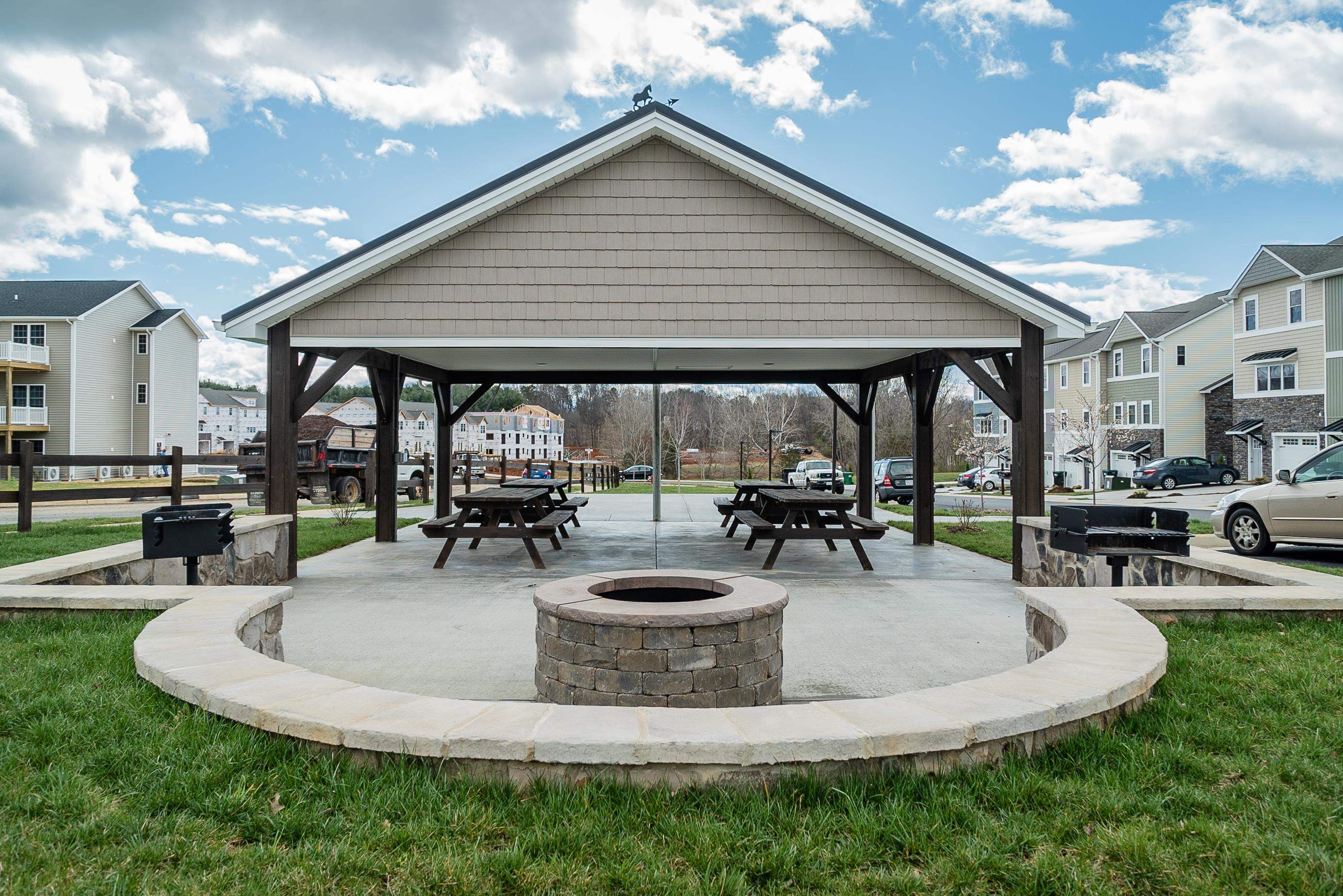 1339 DERBY DR, ROCKINGHAM, Virginia 22801, 3 Bedrooms Bedrooms, ,2 BathroomsBathrooms,Residential,1339 DERBY DR,667078 MLS # 667078 1339 DERBY DR, ROCKINGHAM, Virginia 22801, 3 Bedrooms Bedrooms, ,2 BathroomsBathrooms,Residential,1339 DERBY DR,667078 MLS # 667078