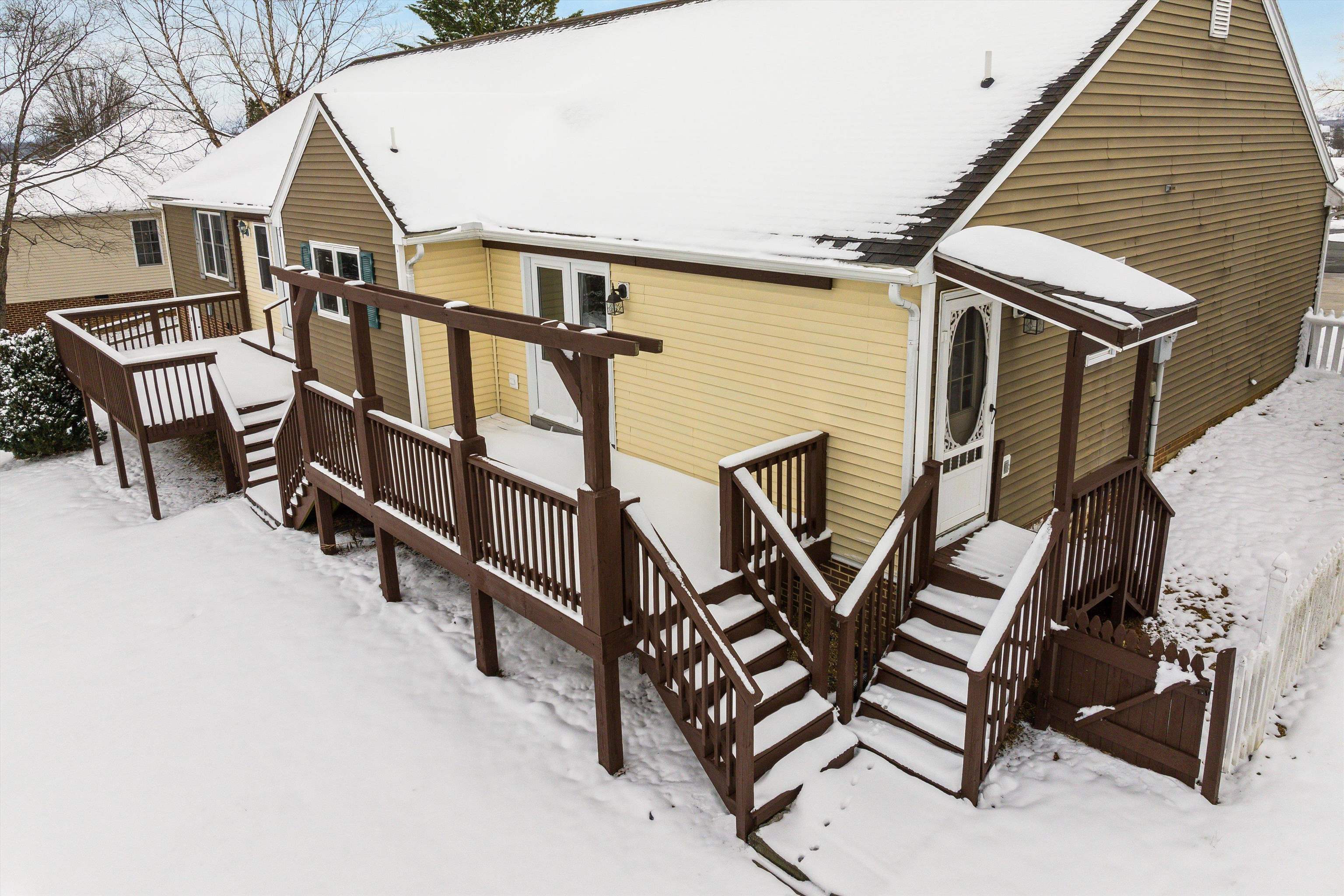 116 EMERALD HILL DR, FISHERSVILLE, Virginia 22939, 3 Bedrooms Bedrooms, ,2 BathroomsBathrooms,Residential,116 EMERALD HILL DR,671744 MLS # 671744 116 EMERALD HILL DR, FISHERSVILLE, Virginia 22939, 3 Bedrooms Bedrooms, ,2 BathroomsBathrooms,Residential,116 EMERALD HILL DR,671744 MLS # 671744