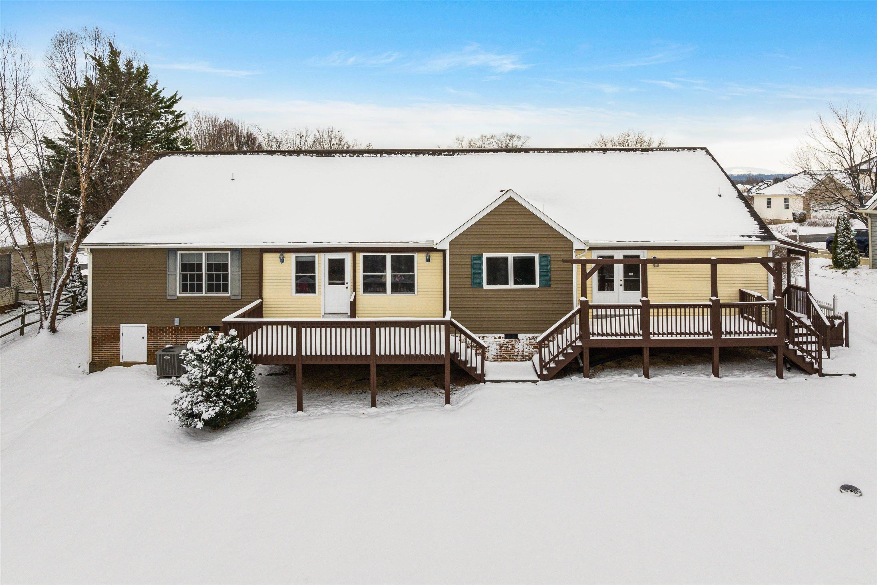 116 EMERALD HILL DR, FISHERSVILLE, Virginia 22939, 3 Bedrooms Bedrooms, ,2 BathroomsBathrooms,Residential,116 EMERALD HILL DR,671744 MLS # 671744 116 EMERALD HILL DR, FISHERSVILLE, Virginia 22939, 3 Bedrooms Bedrooms, ,2 BathroomsBathrooms,Residential,116 EMERALD HILL DR,671744 MLS # 671744