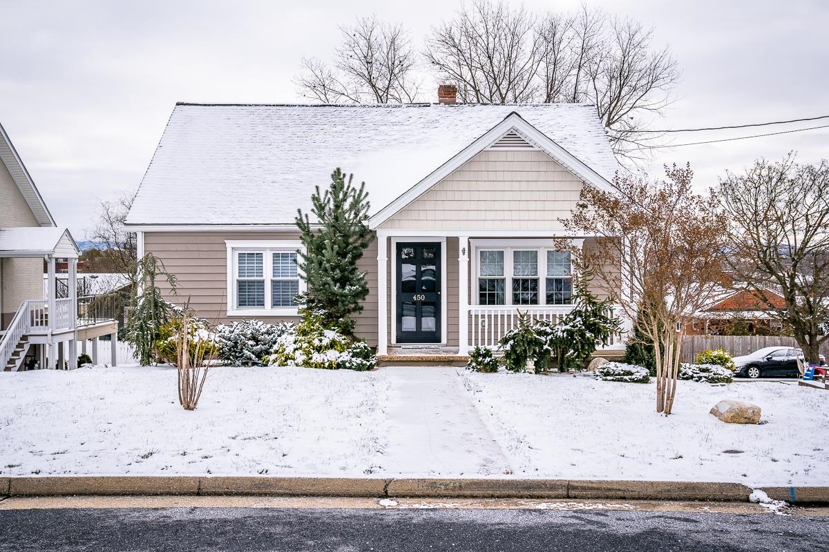 450 HARTMAN DR, HARRISONBURG, Virginia 22802, 3 Bedrooms Bedrooms, ,1 BathroomBathrooms,Residential,450 HARTMAN DR,671748 MLS # 671748 450 HARTMAN DR, HARRISONBURG, Virginia 22802, 3 Bedrooms Bedrooms, ,1 BathroomBathrooms,Residential,450 HARTMAN DR,671748 MLS # 671748