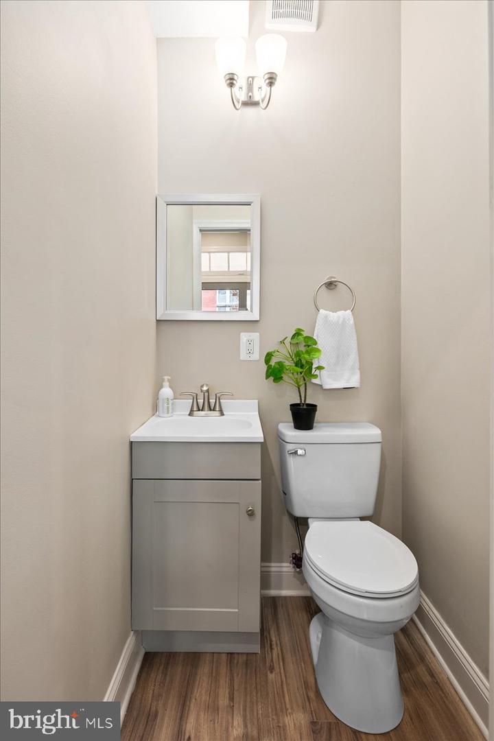 325 14TH PL NE, WASHINGTON, District Of Columbia 20002, 3 Bedrooms Bedrooms, ,2 BathroomsBathrooms,Residential,For sale,325 14TH PL NE,DCDC2227390 MLS # DCDC2227390 325 14TH PL NE, WASHINGTON, District Of Columbia 20002, 3 Bedrooms Bedrooms, ,2 BathroomsBathrooms,Residential,For sale,325 14TH PL NE,DCDC2227390 MLS # DCDC2227390